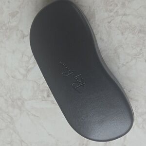 Ray Ban black hard shell Sunglass or Glasses  Eyewear case, like new